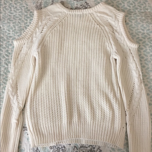 Sweater - Picture 3 of 4